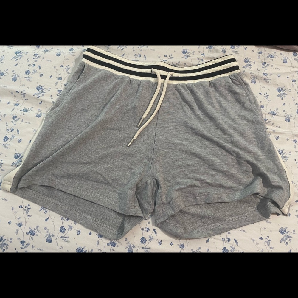 New With Tags lounge shorts from Nordstrom Size Large